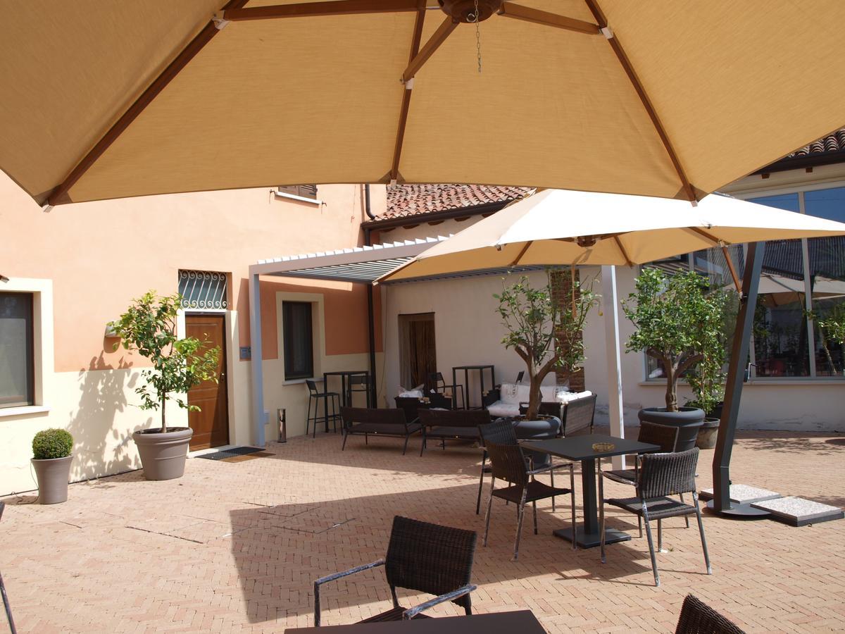 Albergue La Cascina Del Sole Rivarolo del Re ed Uniti Exterior foto