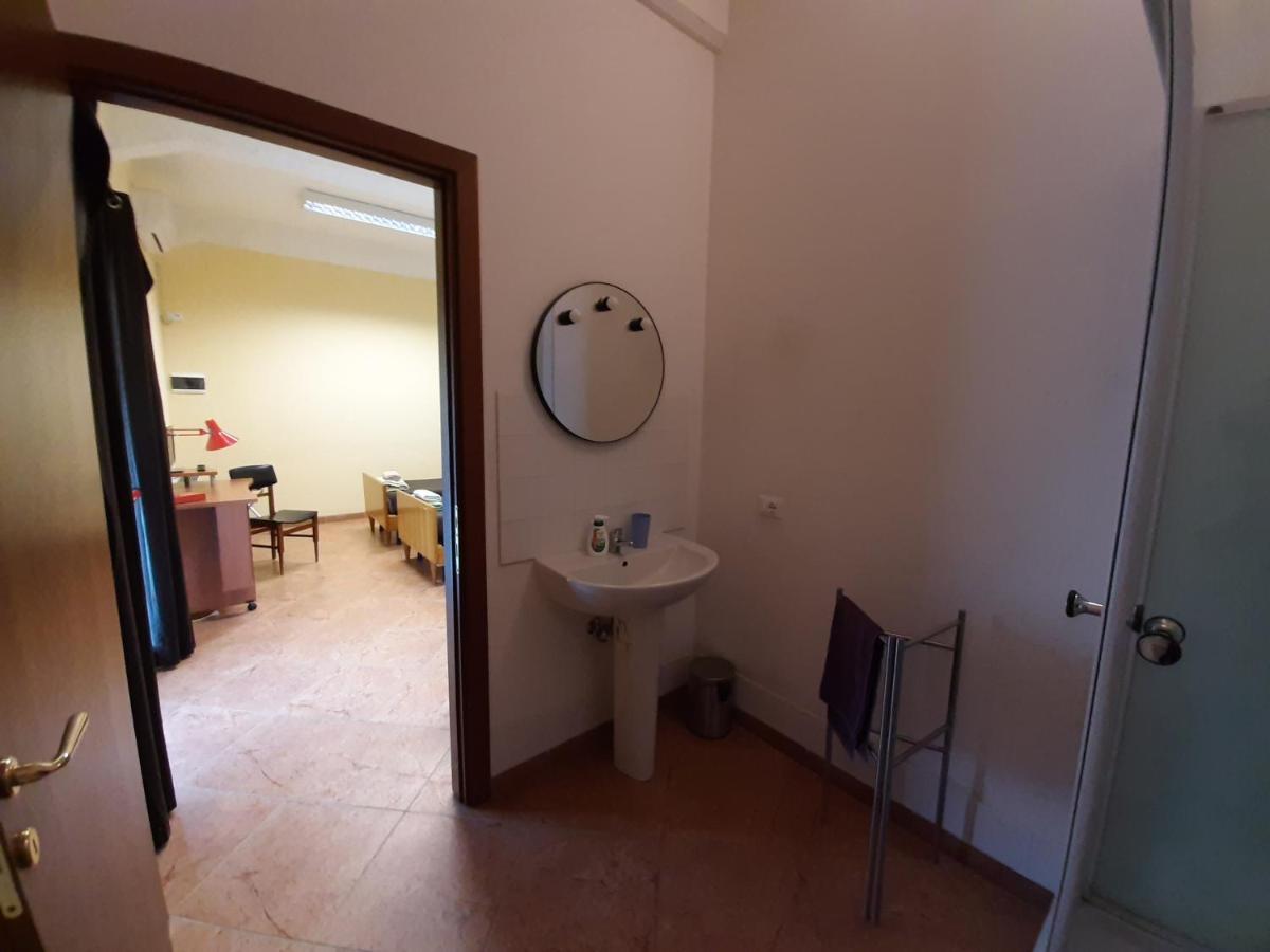 Albergue La Cascina Del Sole Rivarolo del Re ed Uniti Exterior foto